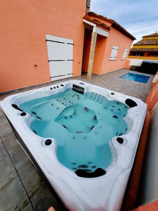 Villa H2O - Jacuzzi & Piscine Chauffee Le Barcarès Eksteriør bilde